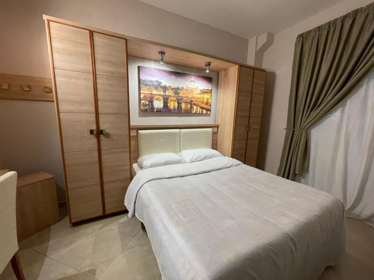 Spqr Suite Rome Extérieur photo